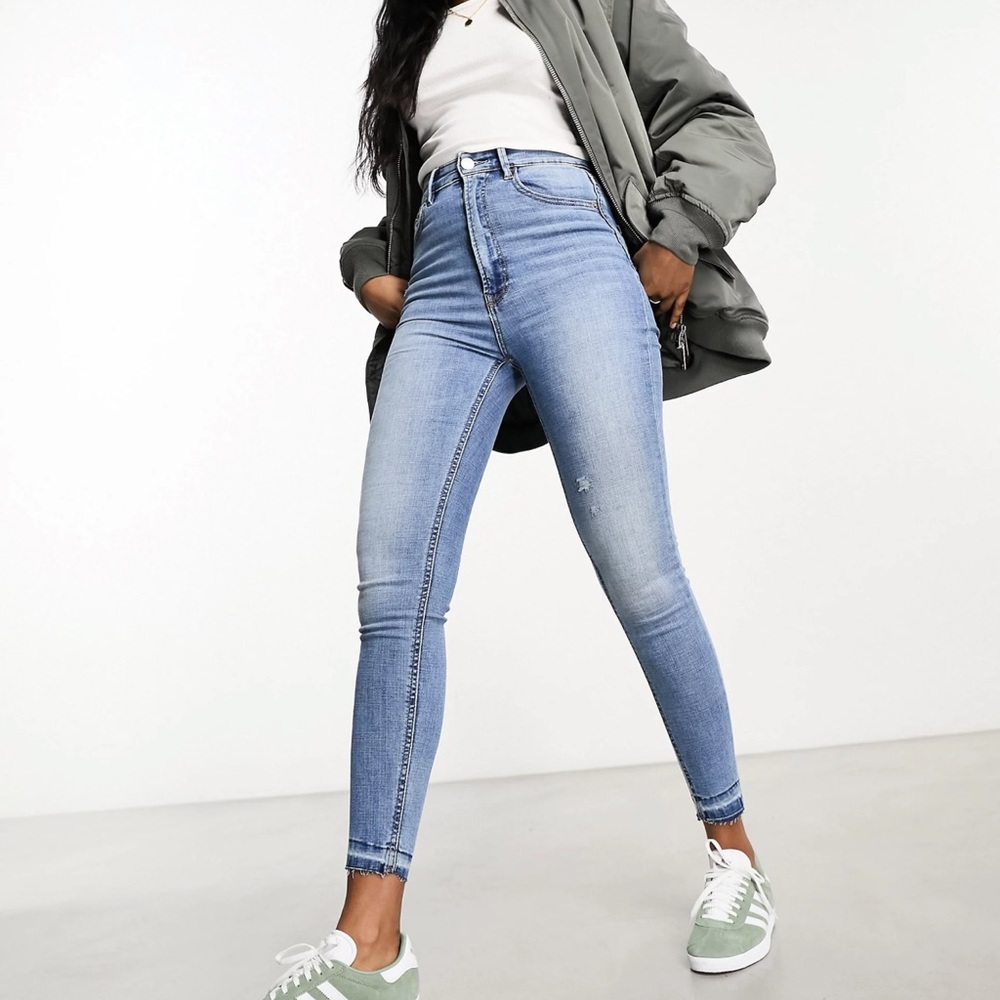 Stradivarius super high waist skinny jeans medium blue